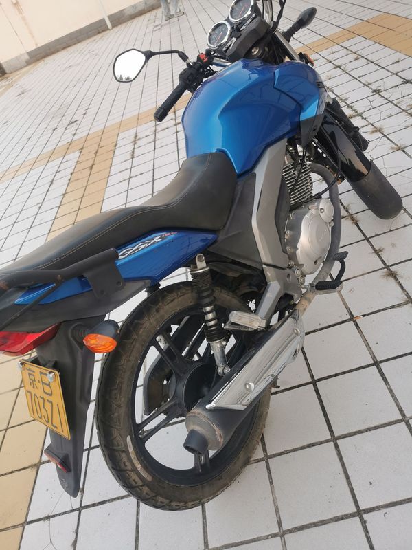 二手济南铃木GSX150