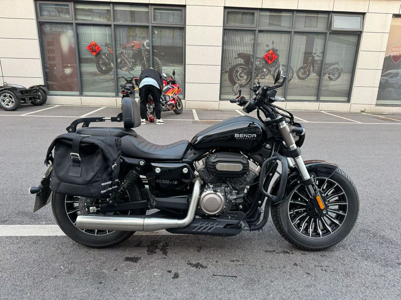 二手奔达Rock300 灰石