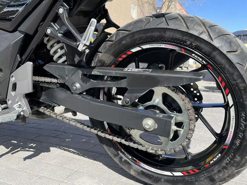 二手豪爵铃木GSX250R