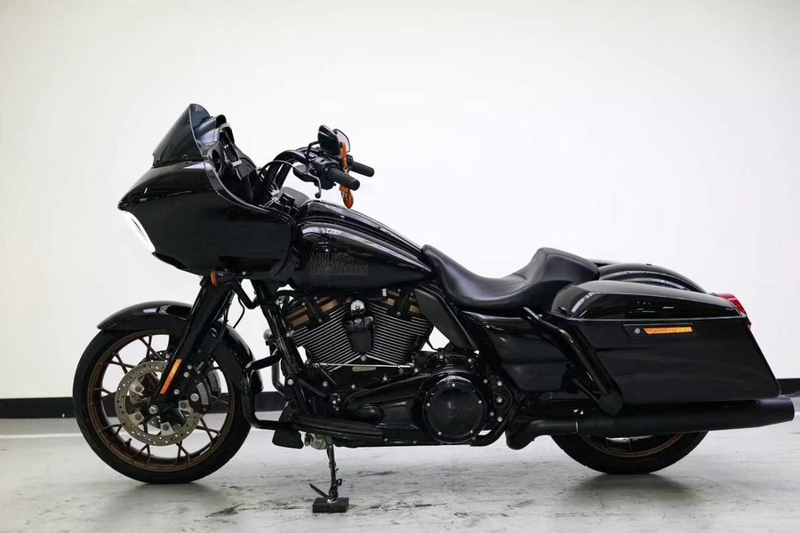 二手哈雷戴维森公路滑翔 Road Glide