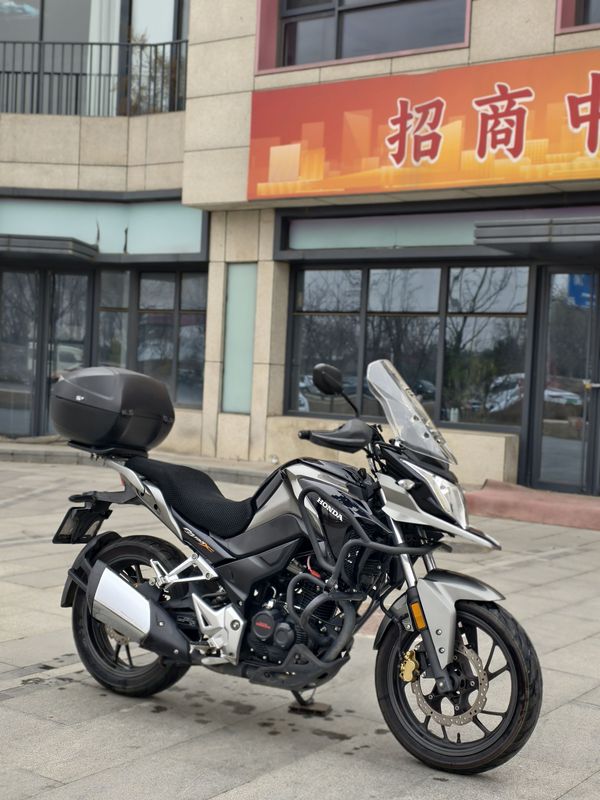 二手五羊本田猛鸷 CB190X