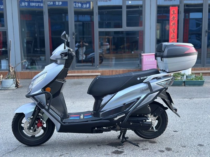 二手济南铃木优驿 UE125T