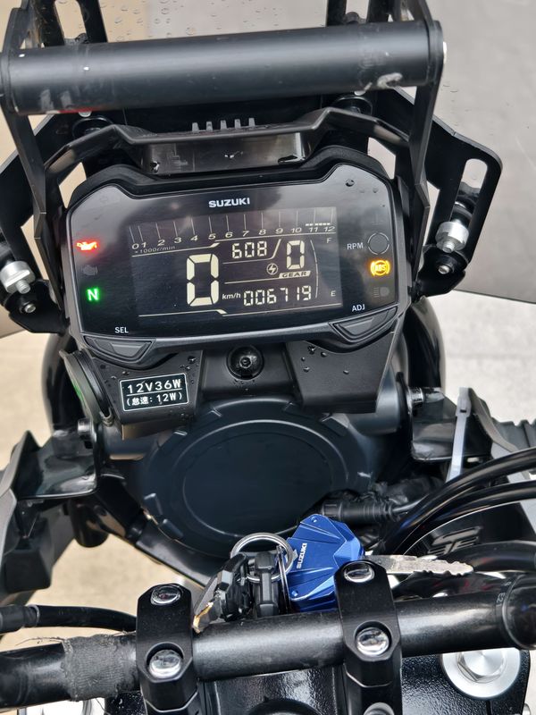 二手豪爵铃木DL250