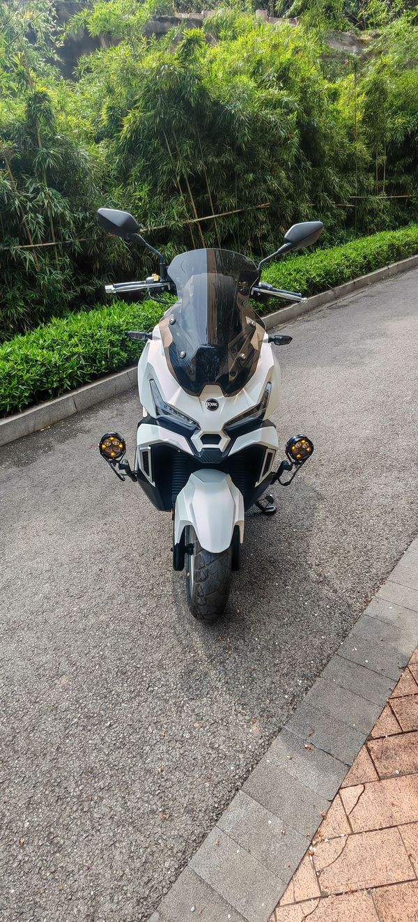 二手三阳哈士奇 Husky ADV150