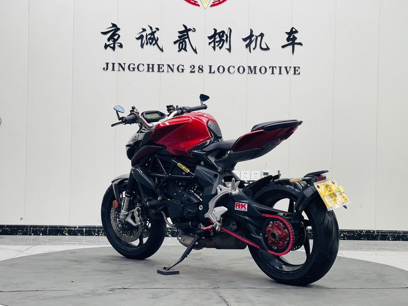 二手奥古斯塔Brutale 800