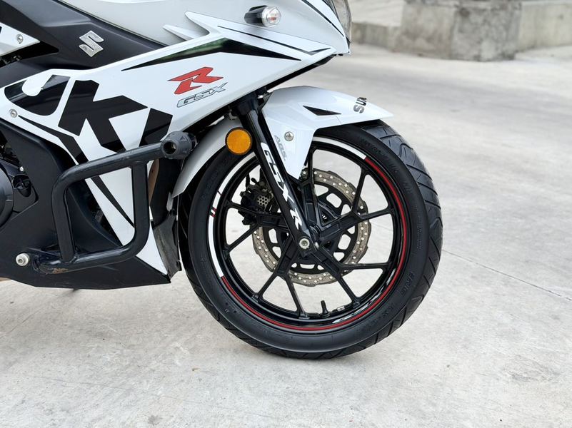 二手豪爵铃木GSX250R