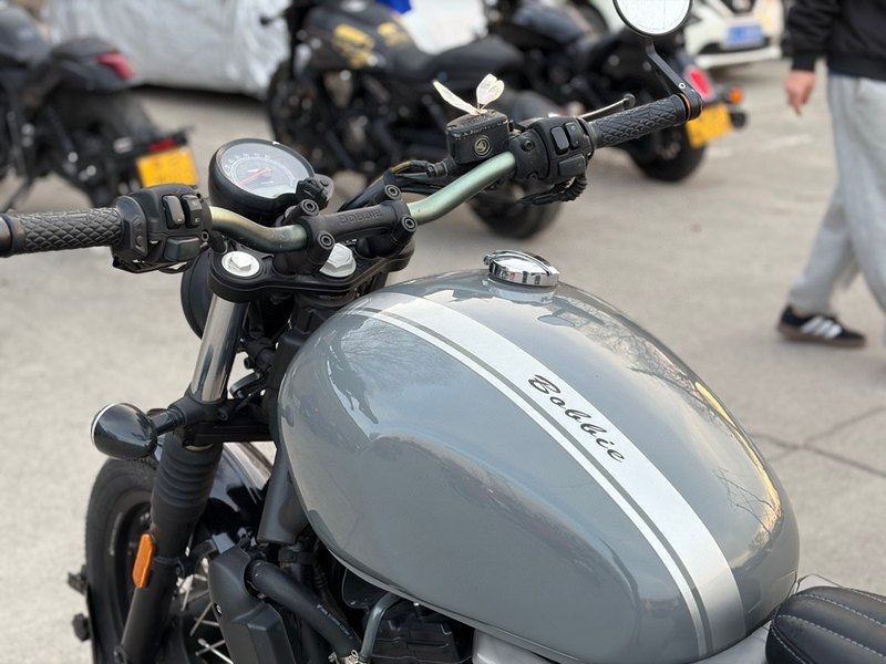 二手长江Bobbie 400 II