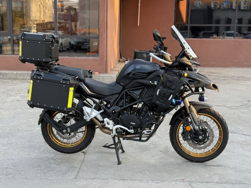 二手贝纳利TRK552