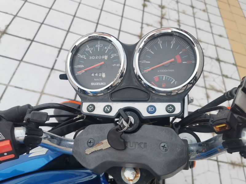 二手济南铃木GSX150