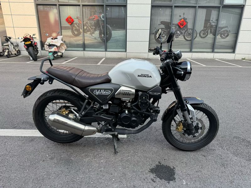 二手五羊本田鸷道 CB190SS