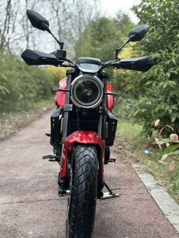 二手摩托莫里尼赛文佐6½