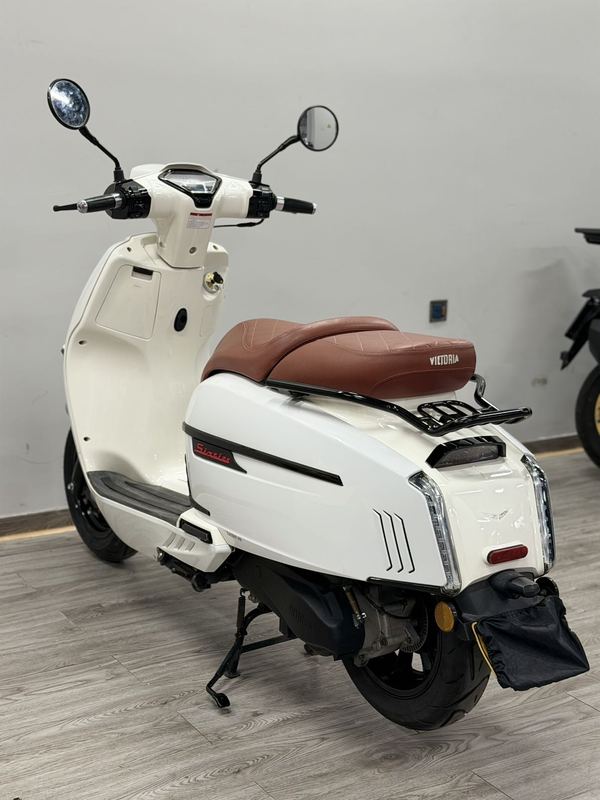 二手维多利亚Sixties 150i