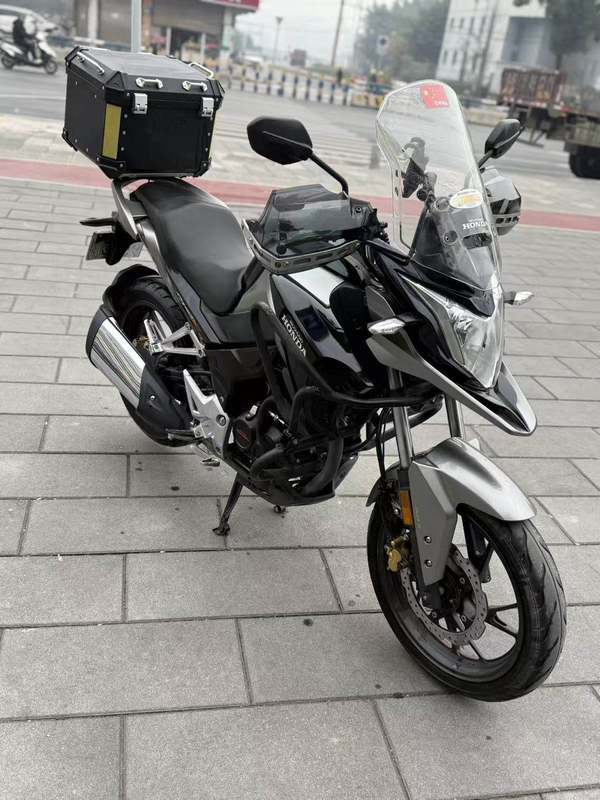 二手五羊本田猛鸷 CB190X