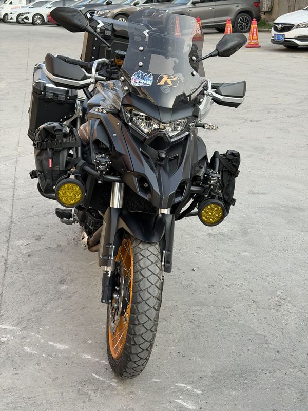 二手贝纳利TRK552