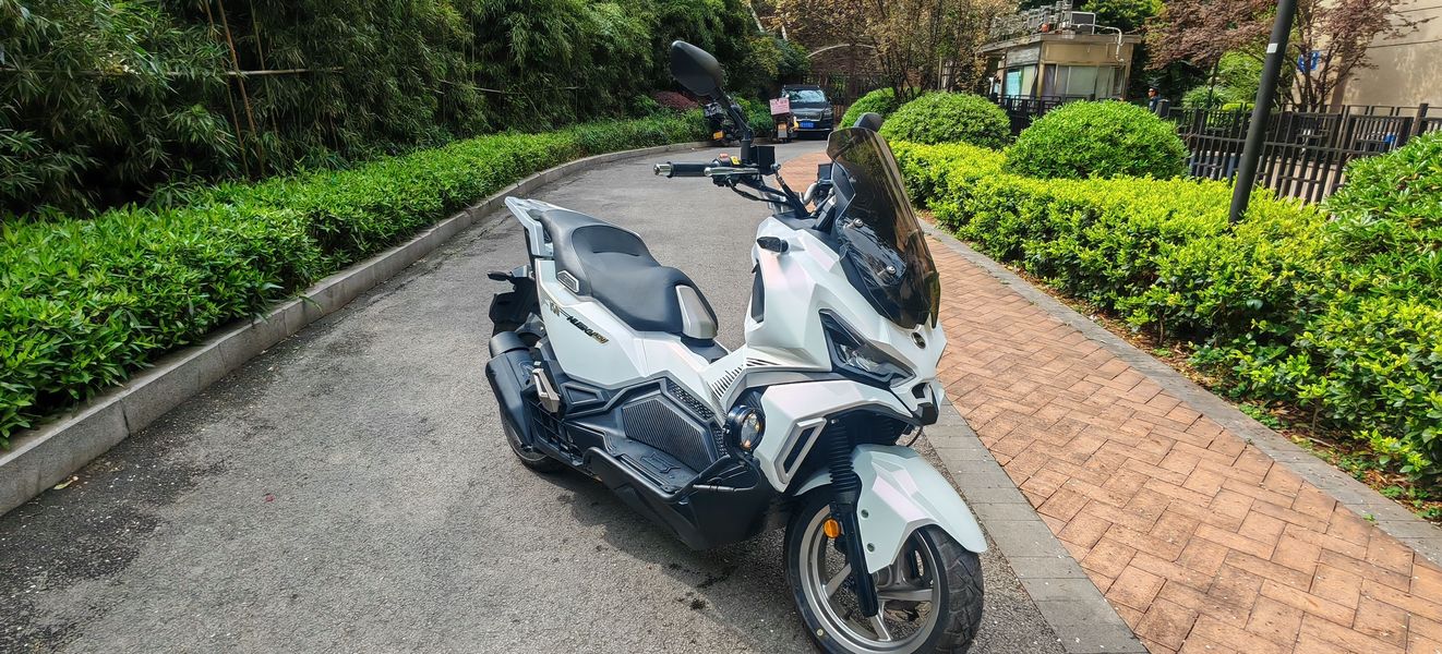 二手三阳哈士奇 Husky ADV150