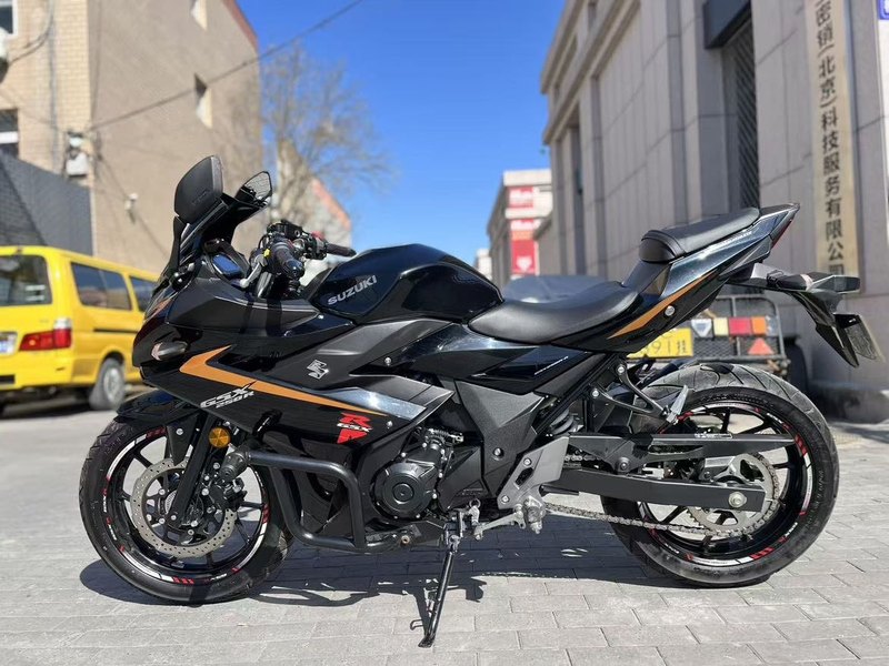 二手豪爵铃木GSX250R