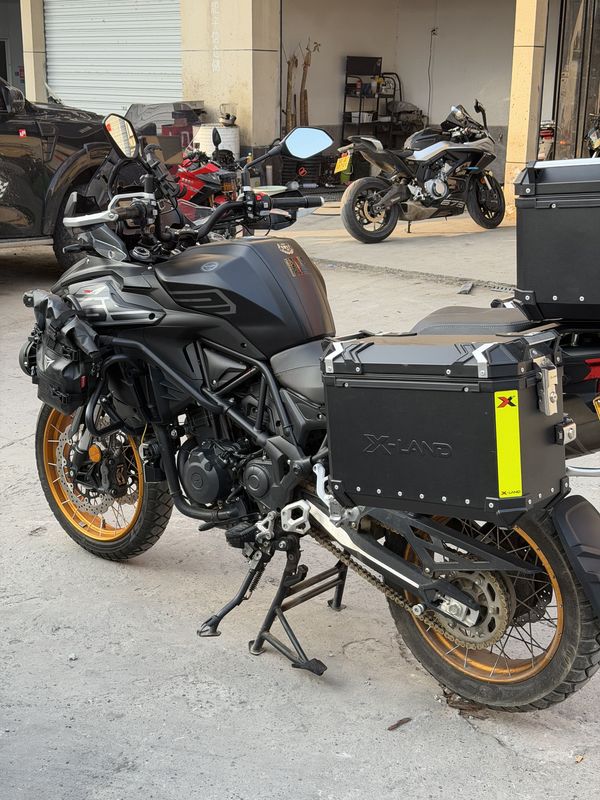 二手贝纳利TRK552