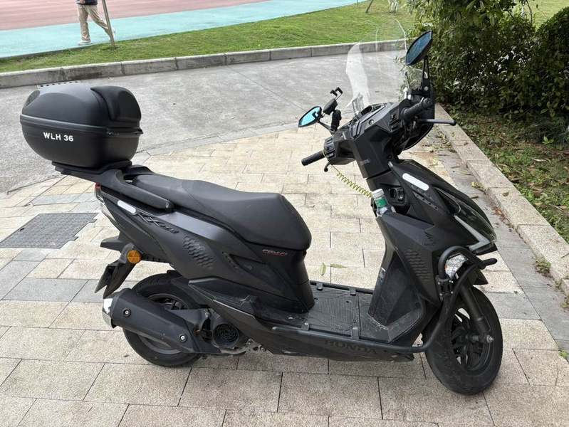 二手新大洲本田裂行 RX125Fi