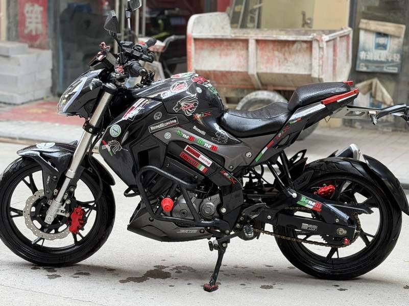 二手贝纳利小迅龙 BN150S