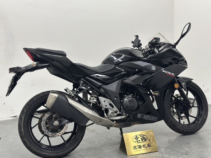 二手豪爵铃木GSX250R