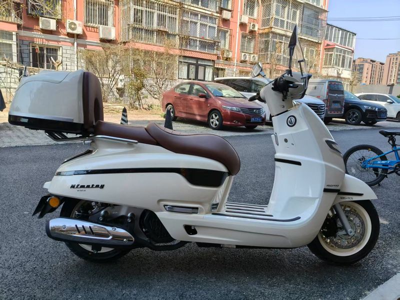 二手南方梦拉丽莎 飞戈