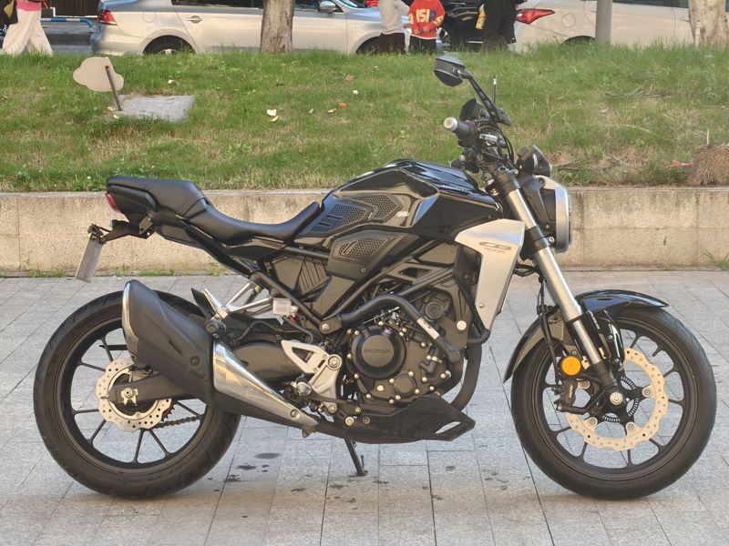 二手本田CB300R