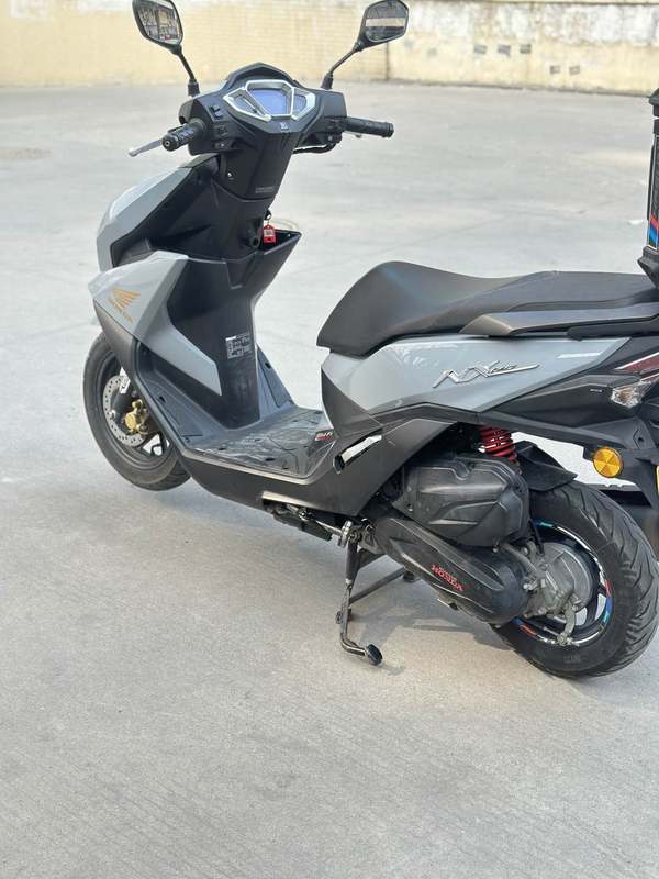 二手五羊本田NX125