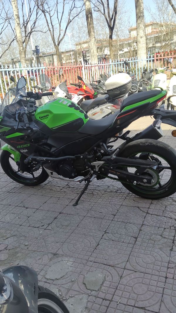 二手川崎Ninja 400