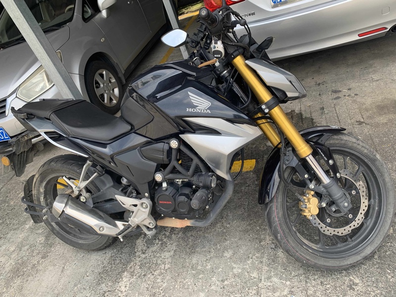二手五羊本田CB190R 暴锋眼