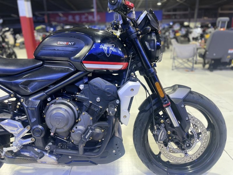 二手凯旋Trident 660