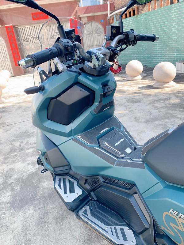 二手三阳哈士奇 Husky ADV150