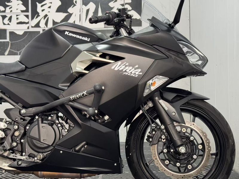 二手川崎Ninja 400