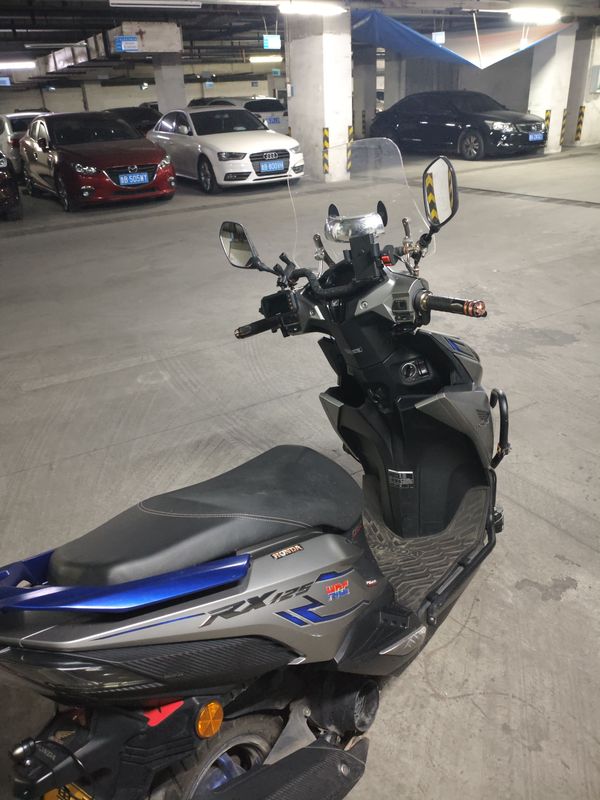 二手新大洲本田裂行 RX125Fi