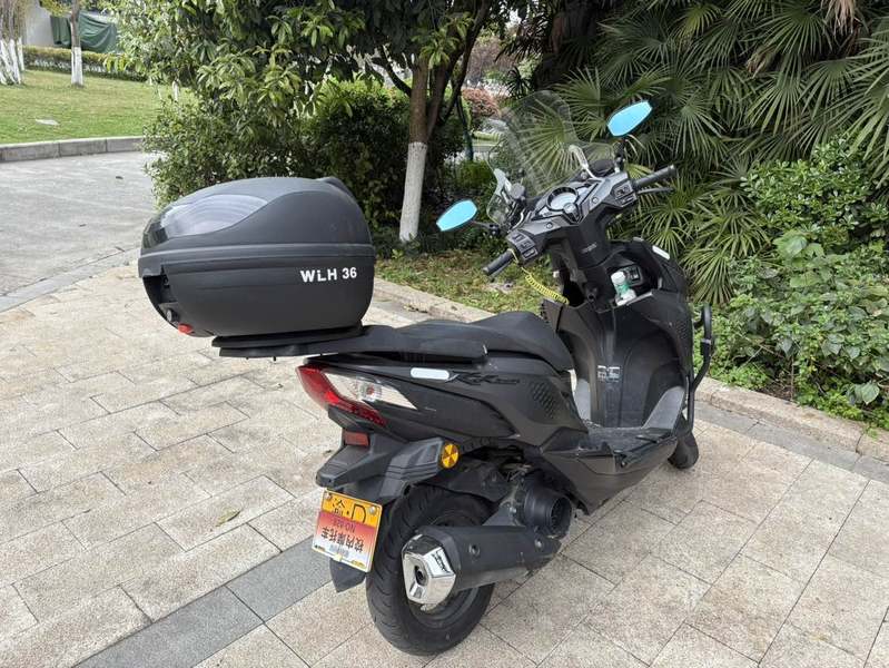 二手新大洲本田裂行 RX125Fi