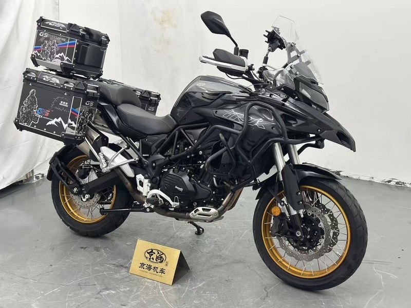 二手贝纳利金鹏 TRK502