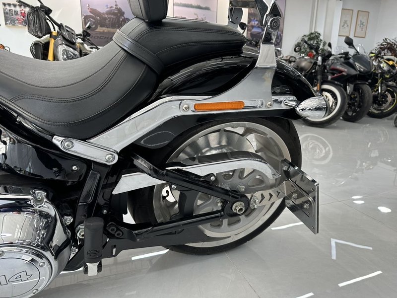 二手哈雷戴维森肥仔 Fat Boy