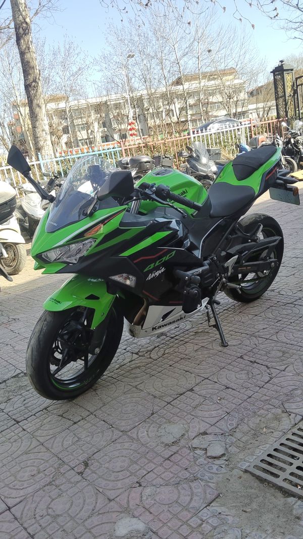 二手川崎Ninja 400