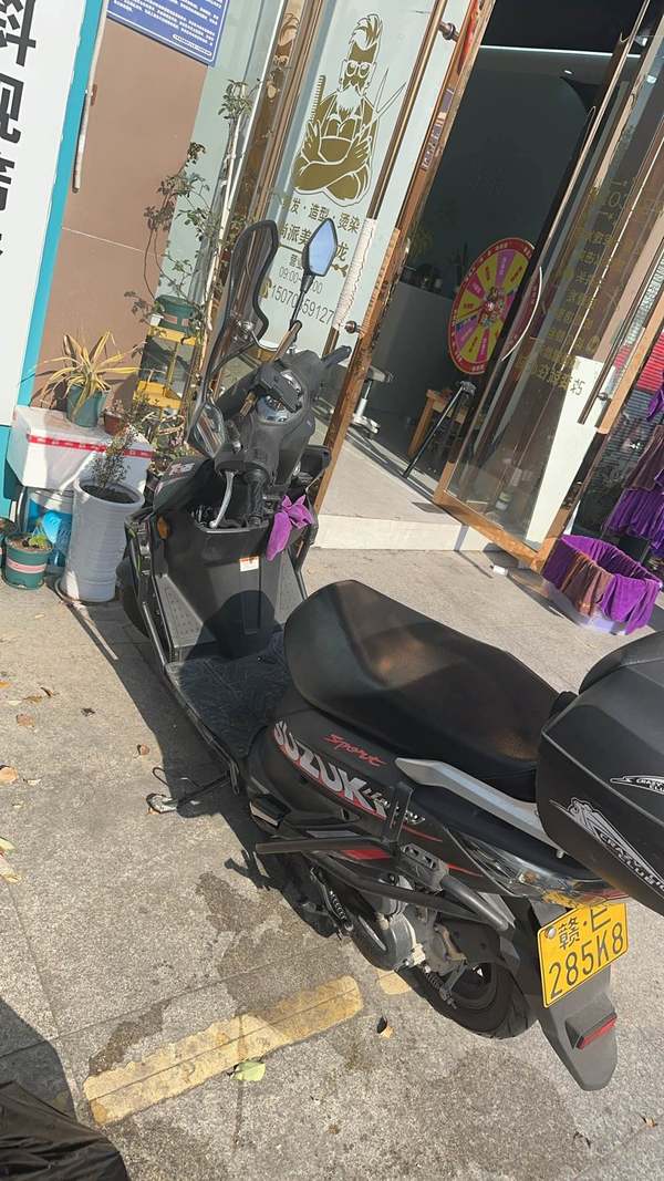 二手济南铃木优驿 UE125T