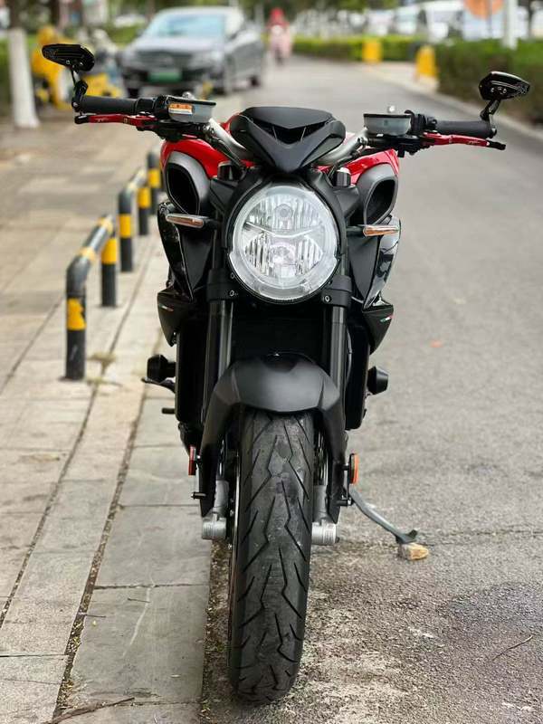 二手奥古斯塔Brutale 800