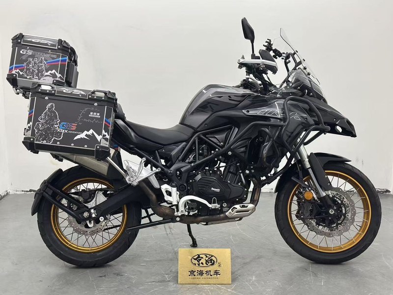 二手贝纳利金鹏 TRK502