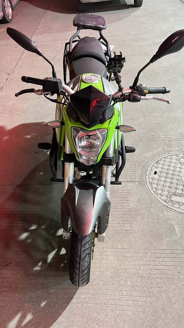 二手贝纳利小黄龙 TNT25