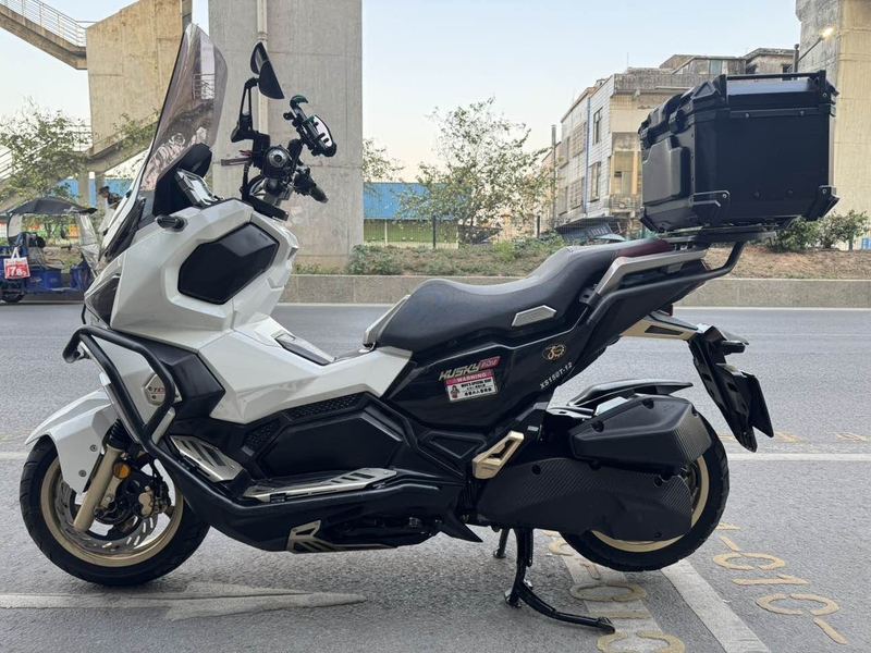 二手三阳哈士奇 Husky ADV150