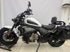 二手QJMOTOR闪700