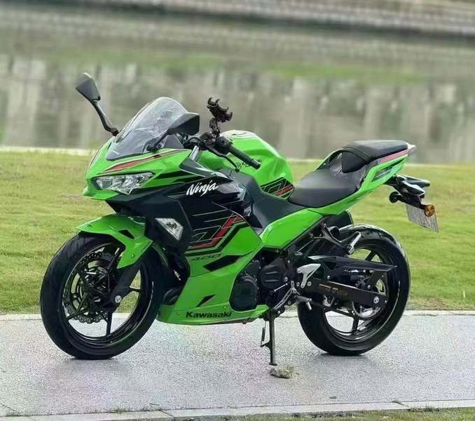 二手川崎Ninja 400