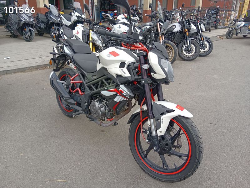 二手贝纳利红宝龙 TNT150i