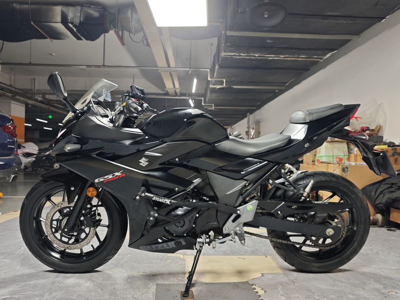 二手豪爵铃木GSX250R