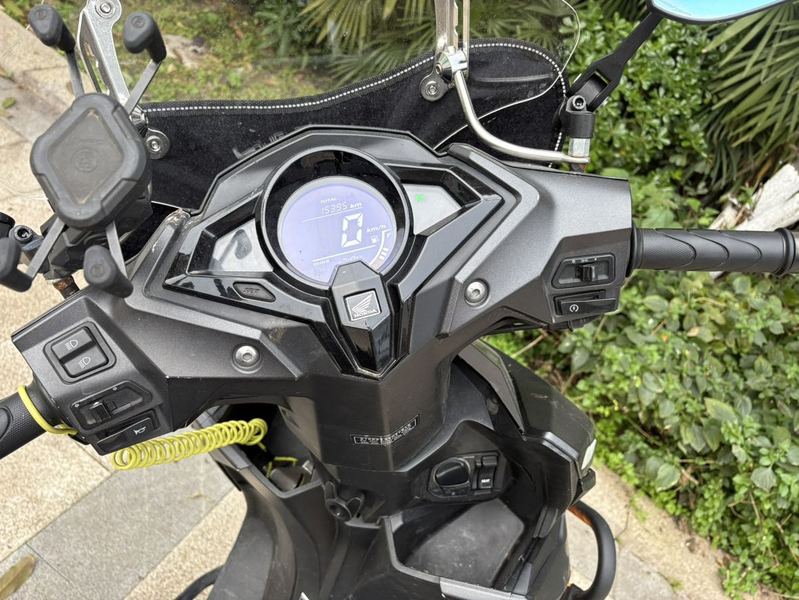 二手新大洲本田裂行 RX125Fi