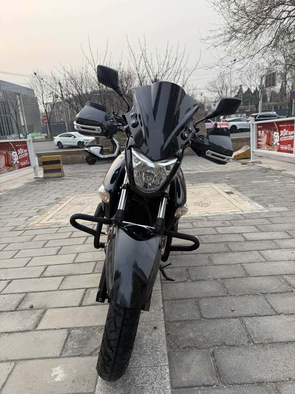 二手豪爵铃木骊驰 GW250