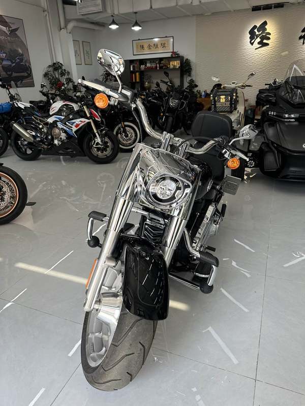 二手哈雷戴维森肥仔 Fat Boy