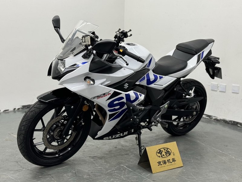二手豪爵铃木GSX250R